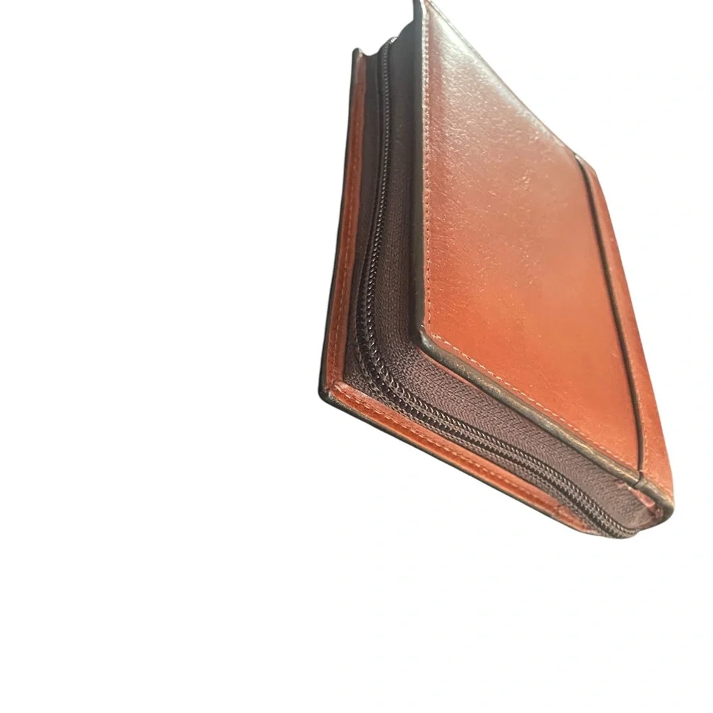 Vintage Tumi Small Leather Zip Around Wallet
